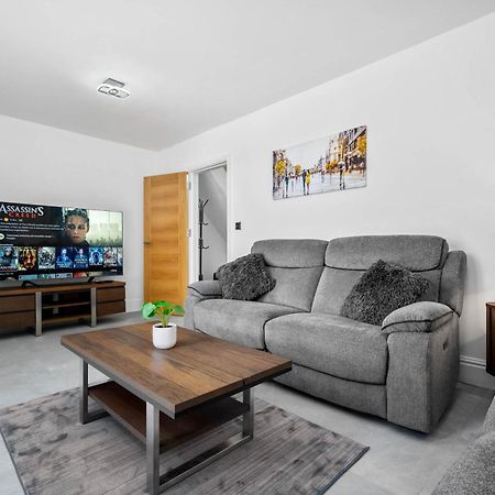 5 Bedroom House Solihull 10 Mins Drive From Bhx & Nec Private Off Road Parking 버밍엄 외부 사진