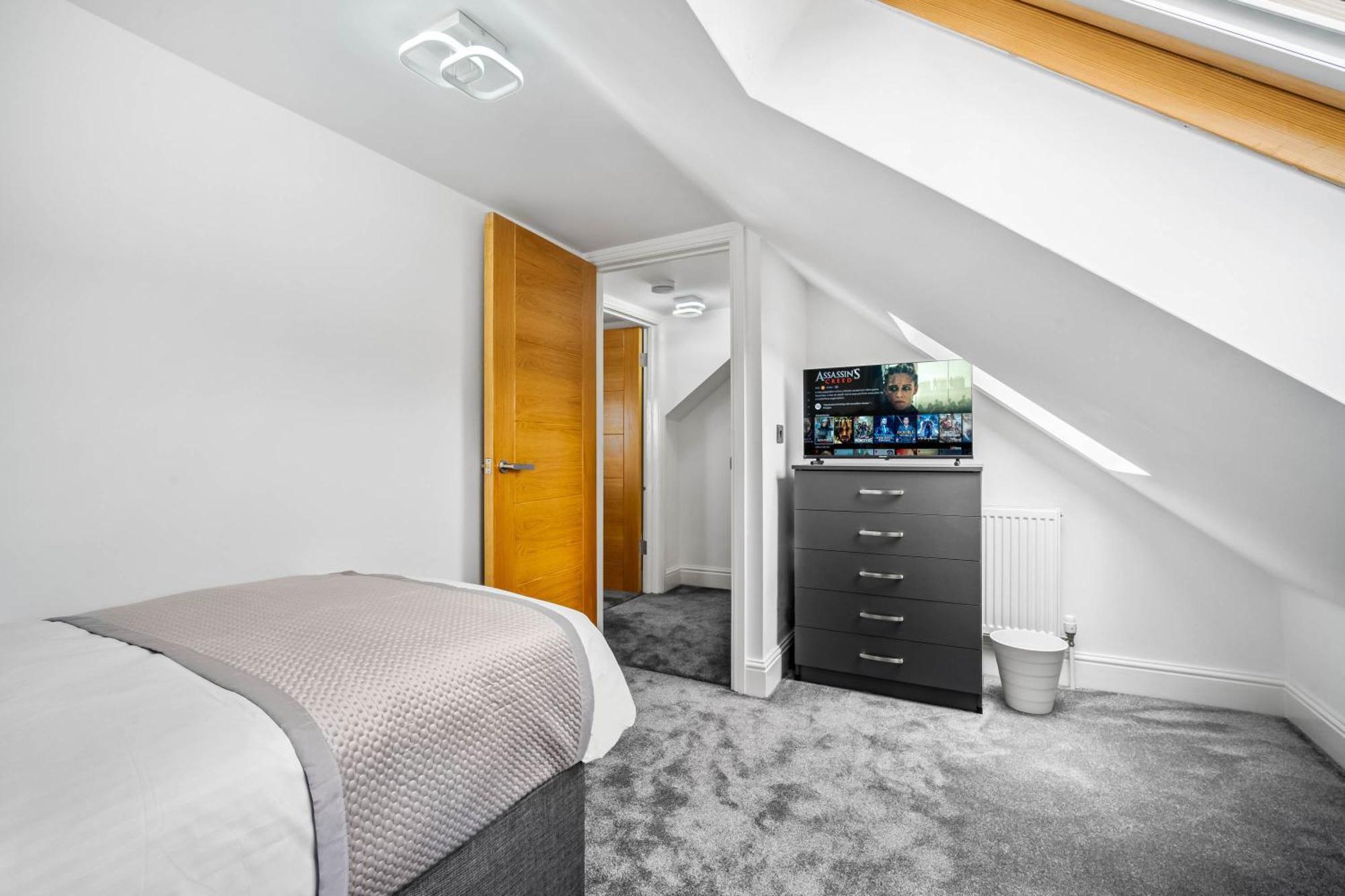 5 Bedroom House Solihull 10 Mins Drive From Bhx & Nec Private Off Road Parking 버밍엄 외부 사진