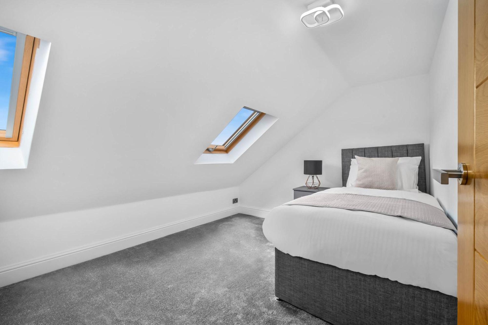 5 Bedroom House Solihull 10 Mins Drive From Bhx & Nec Private Off Road Parking 버밍엄 외부 사진